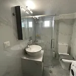 Dt Luxury * Néa Péramos