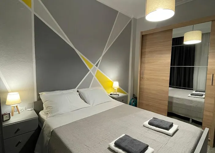 Dt Luxury Apartamento *